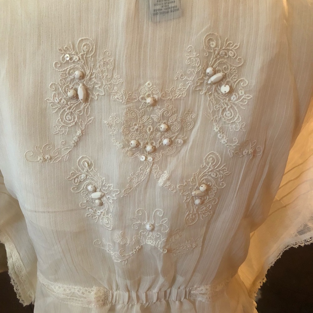 American Rag lace top - Picture 3 of 7